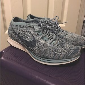 nike flynit racers